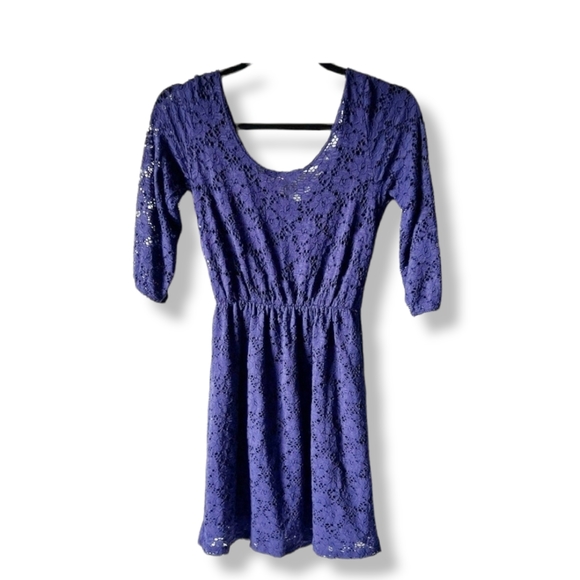 Sugar Thrillz Love Notes Dollskill navy lace 3/4 sleeve fit flare skater dress - Picture 4 of 9